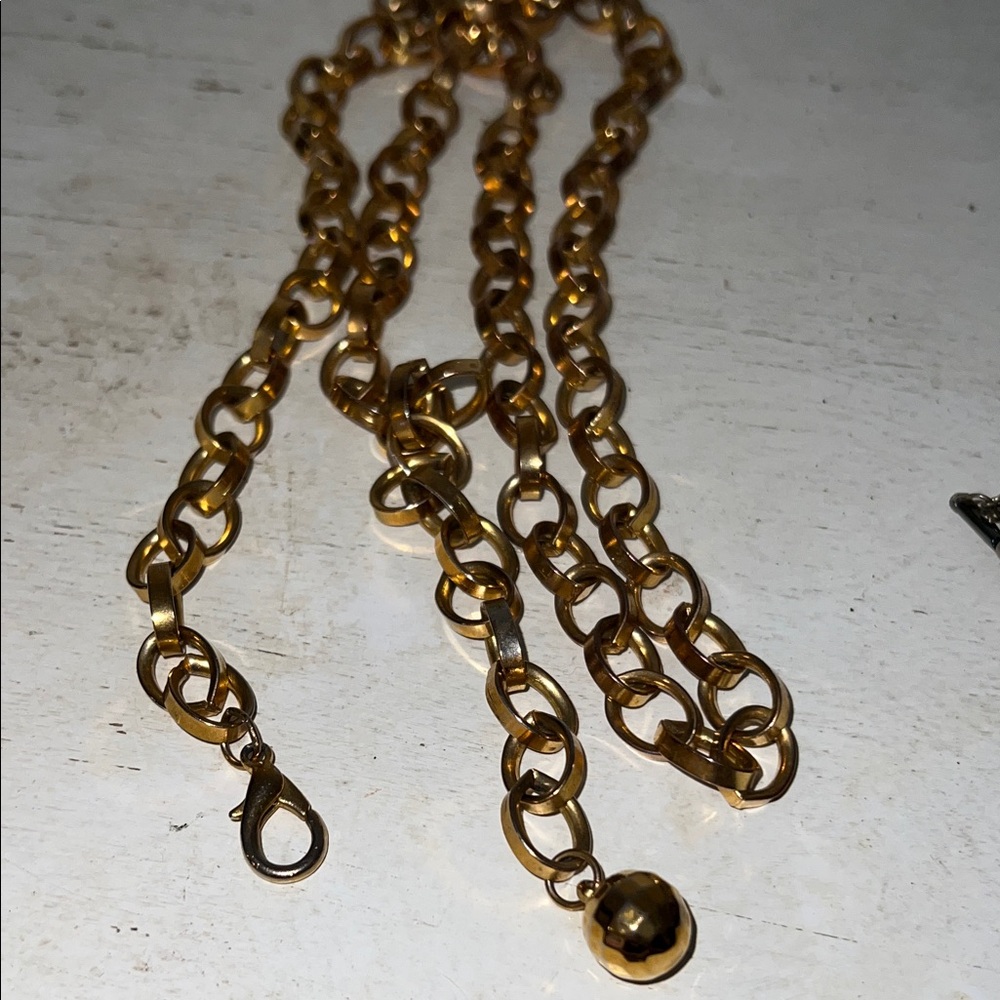 Vintage heavy gold link chain belt 40”